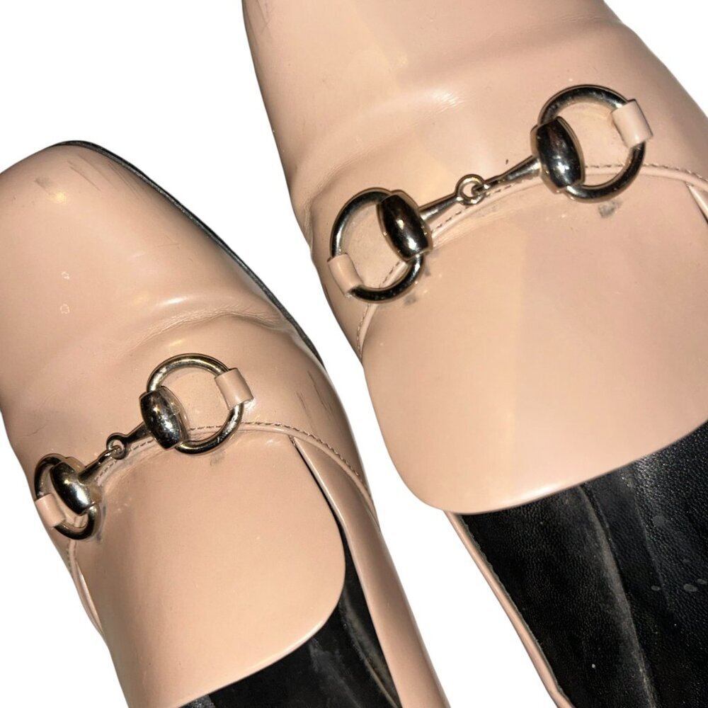 Gucci Beige Leather Loafers with Silver Accents - Picture 2 of 13